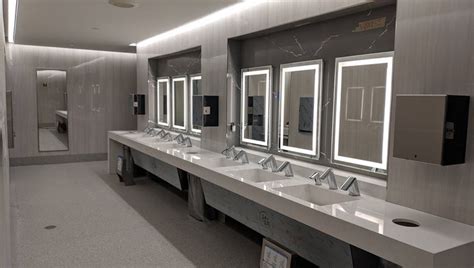 Detroit Metro Airport Gets Upgraded Bathrooms Other Improvements Fox 2 Detroit