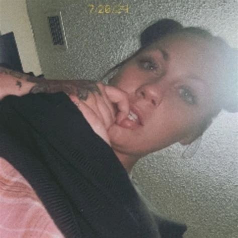 Sexy Thick White Girl Amateur Amateur Porn Feat Sophies Seduction XHamster