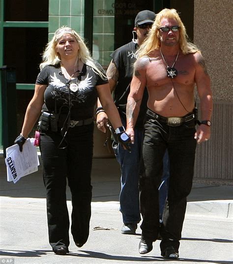 Duane Chapman 2025: Wife, net worth, tattoos, smoking & body facts - Taddlr