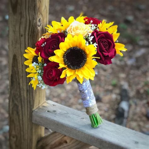 Rose And Sunflower Bouquet Bride Bouquet Sunflower Bouquet Etsy In