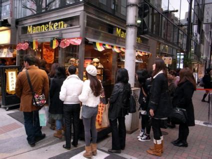 manneken belgian waffle kokosil ginza