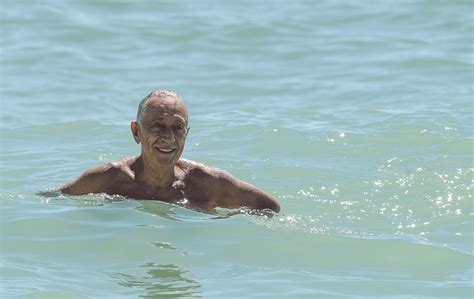 FOTOS EXCLUSIVAS Marcelo Rebelo De Sousa Apanhado A Namorar Na Praia