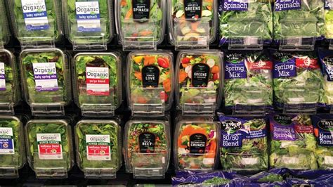 Salad Blends Whats New And How To Sell More Produce Business Magazine