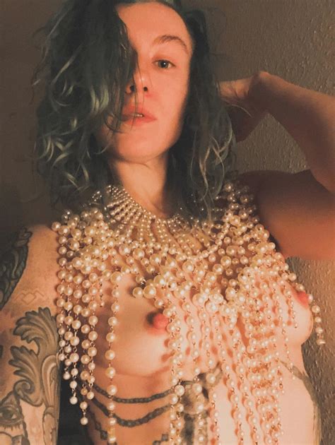 Comicbookgirl19 DanikaXIX Nude Leaks Photo 59 TheFappening