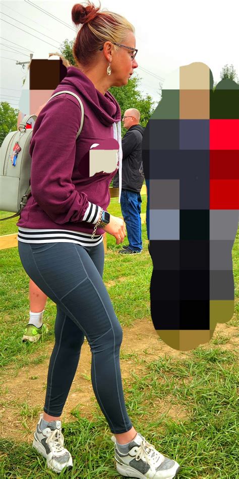 Repost Big Booty Milf Spandex Leggings Yoga Pants Forum