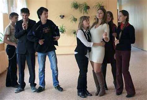 This Hot Russian Teacher Could Easily Be A Model Klyker