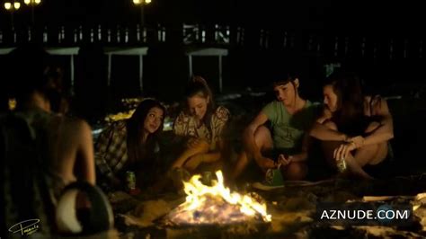 EL PACTO NUDE SCENES AZNude
