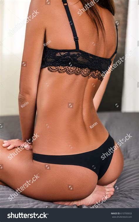 Sexy Woman Sitting Naked Bed Stock Photo 613793933 Shutterstock