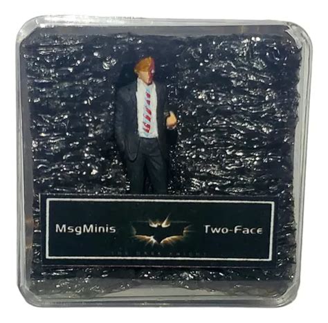 Hot Wheels Boneco Duas Caras Batman The Dark Knight 1 64 Hw