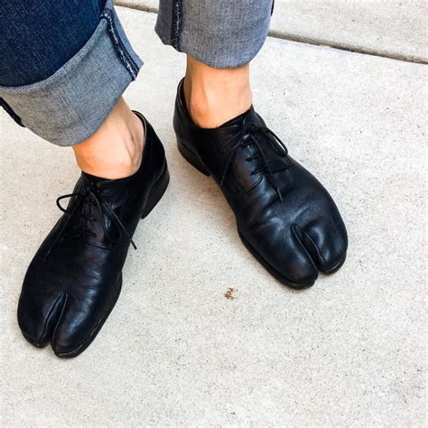 Обувь с разделённым большим пальцем — модный тренд или ещё одна шутка ...