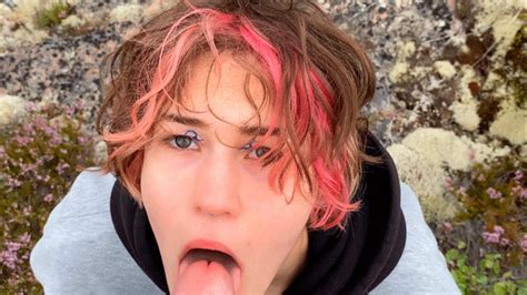 Sex sex på sten smuk pige i naturen Free Sex Video RedTube