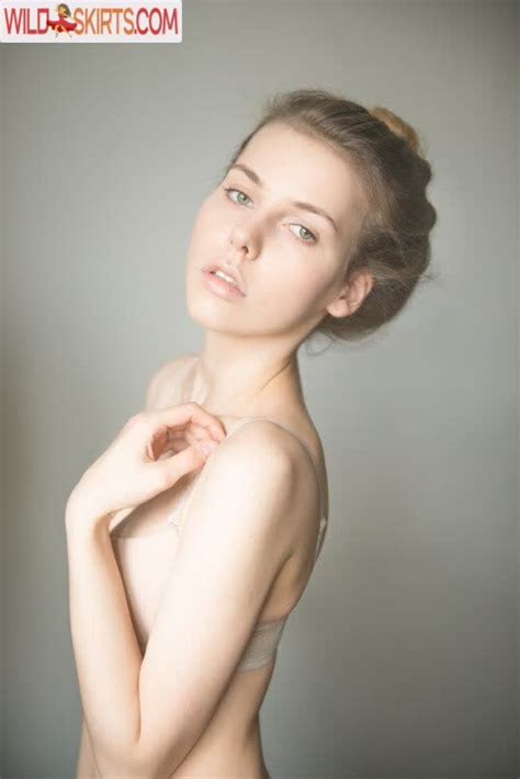 Alina Rin Alinarin Alinarinrin Arinushika Nude OnlyFans Instagram Leaked Photo 13