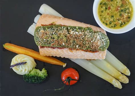 Spargel aus dem Saarland und ein Rezept von Sternekoch Cliff Hämmerle