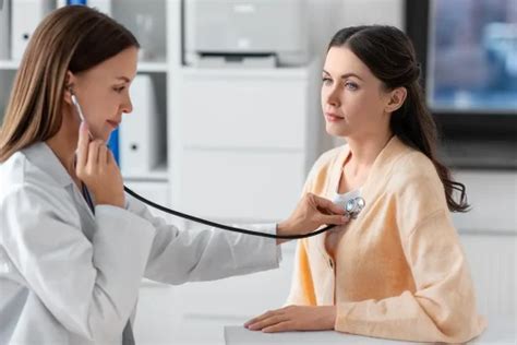 What is a Cardiologist? What They Do and When to See One - Erdem ...