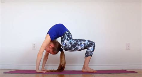 Contortion Tricks For Beginners Contortion Easy Contortion Poses