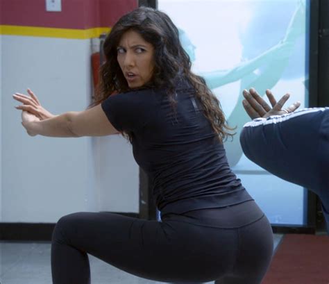 Stephanie Beatriz yoga butt plot in Brooklyn Nine-Nine | Scrolller