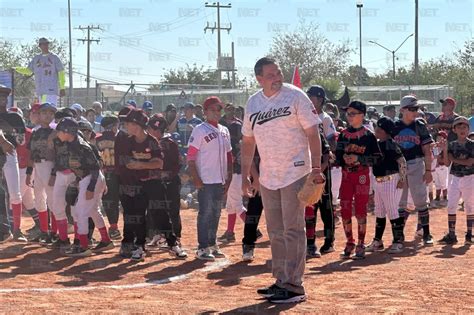 Acude Alcalde A La Inauguraci N De La Liga Villahermosa De Beisbol