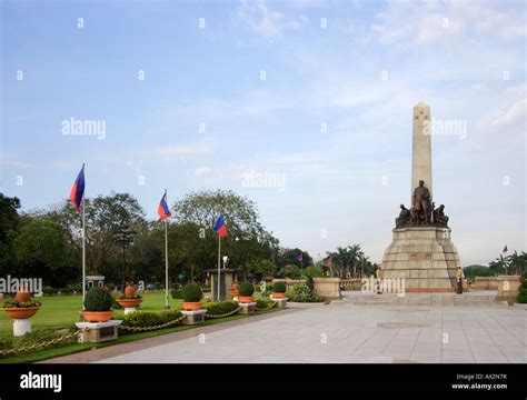 The Rizal Monument in Luneta, Manila Stock Photo - Alamy