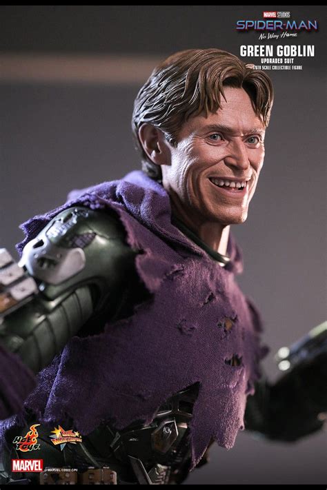 Hot Toys Marvel Comics Spider Man No Way Home Spider Man New Red And Blue Suit HYPERTOYS