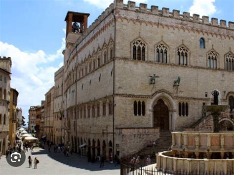 Perugia foto di ragazze nude nelle chat la città trema A scoprirle una enne già vittima