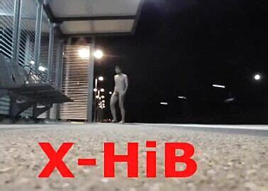 X Hib Naked At The Station