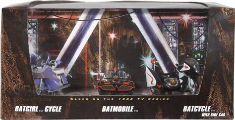 SDCC Comic Con Hot Wheels Exclusive Pack Batgirl Cycle