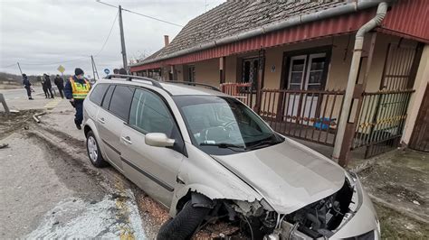 BAON Két autó ütközött Kisszállásnál az 55 ös főúton