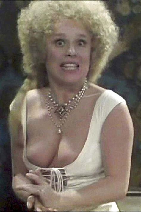 Barbara Windsor Pics