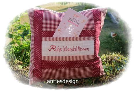 Ruhestand Geschenk Kissen Spruch Text Rot Beige Landhaus Geschenk