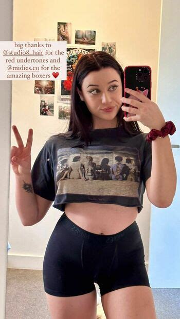 Liv Bevan LivBev Livscopes Nude OnlyFans The Fappening Plus