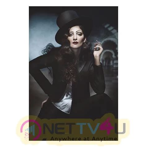 Hot Actress Sonam Kapoor New Photos 511029 Galleries HD Images