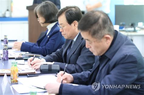 학폭피해자 보호기관 찾은 정순신 진상조사단 방치수준 비판 韓聯社