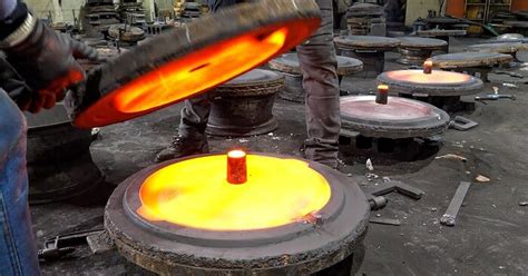 Производство литой посуды из чугуна в Южной Корее | Пикабу