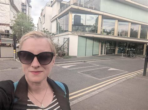 What Industry Experts Say About Willow Harper's OnlyFans Success Image 12