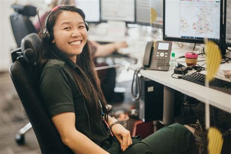 Calling 999 | South Central Ambulance Service 