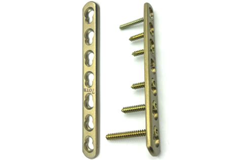 02.01. Пряма блокуюча пластина під гвинт 2,3 мм, товщина 2,0 мм - Orthopets