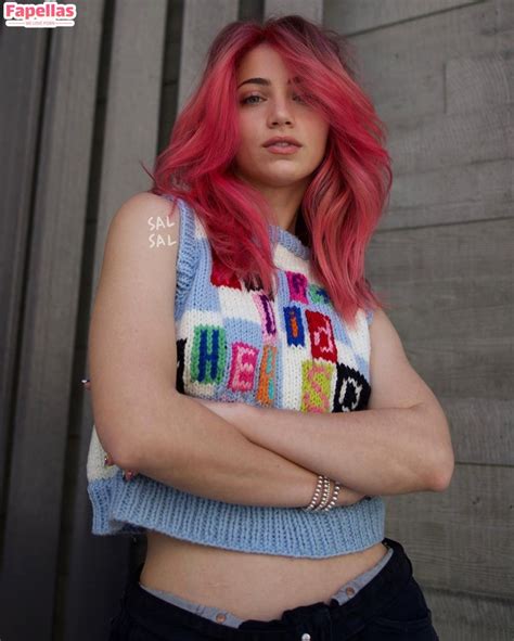 Emily Rudd Aka Emilysteaparty Nude Leaks Fapellas