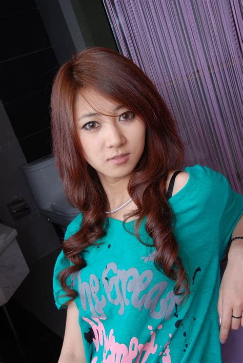 Kanomatakeisuke Yan Feng Jiao Controversial Sexy Bikini Photoshoot