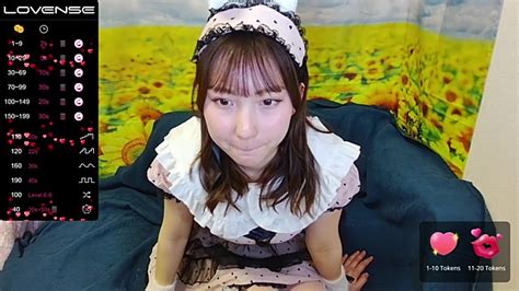 H Ran Naked Stripping On Cam For Live Sex Video Chat Gyrls