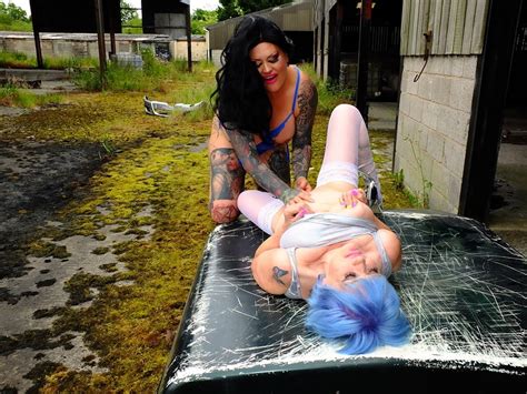 GILF AND MILF Pics XHamster