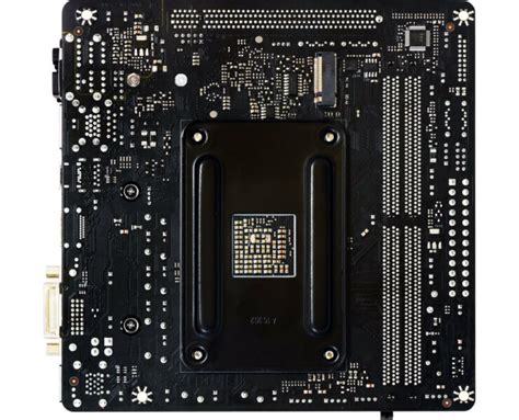 First AMD Ryzen Mini-ITX AM4 X370 Motherboard Pictured & Detailed
