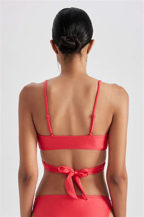 Red WOMAN Fall In Love Regular Fit Bikini Top DeFacto