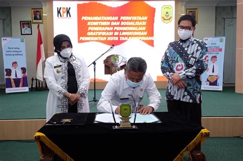 Kpk Gratifikasi Akar Dari Korupsi