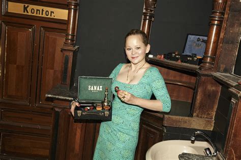 Kredit Gestrichen Sex Apotheke Braucht Geld Apotheke Adhoc