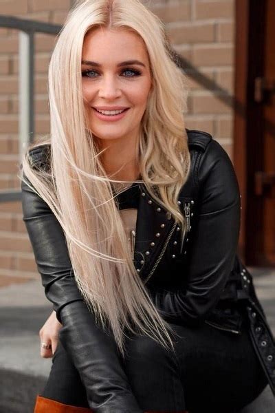 Captivating Anna 40 Y O From Odesa Ukraine With Blonde Hair VeronikaLove