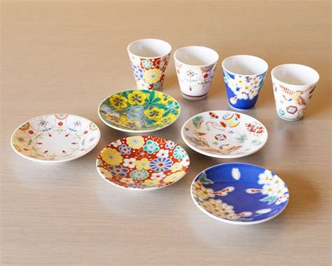 japan kutani beautiful  cute kutani ware plates