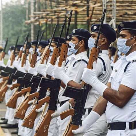 Why Do Kolkata Police Wear A White Uniform Instead Of The Khaki Uniform