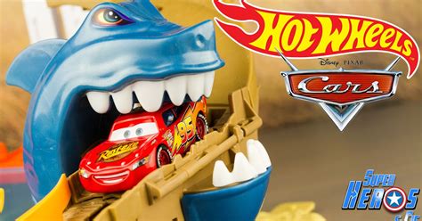 Super H Ros Et Compagnie Hot Wheels Piste Requin Attaque Colour Shifters Flash Mcqueen