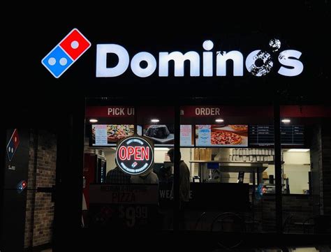 Dominos Pizza Meal Delivery 3345 Lake Shore Blvd W Etobicoke On