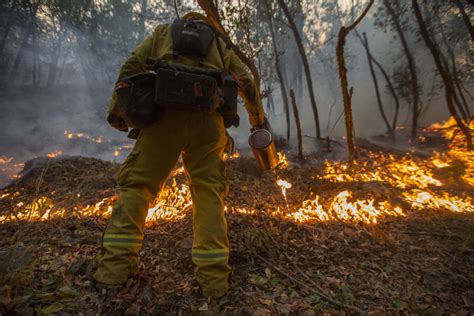 Fire Crews Make Gains But We Re Not Out Of The Woods Yet Kqed